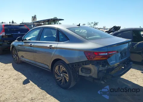 2019 Volkswagen Jetta 1.4T Sel Premium from USA, damaged, VIN 3VWG57BU2KM110621